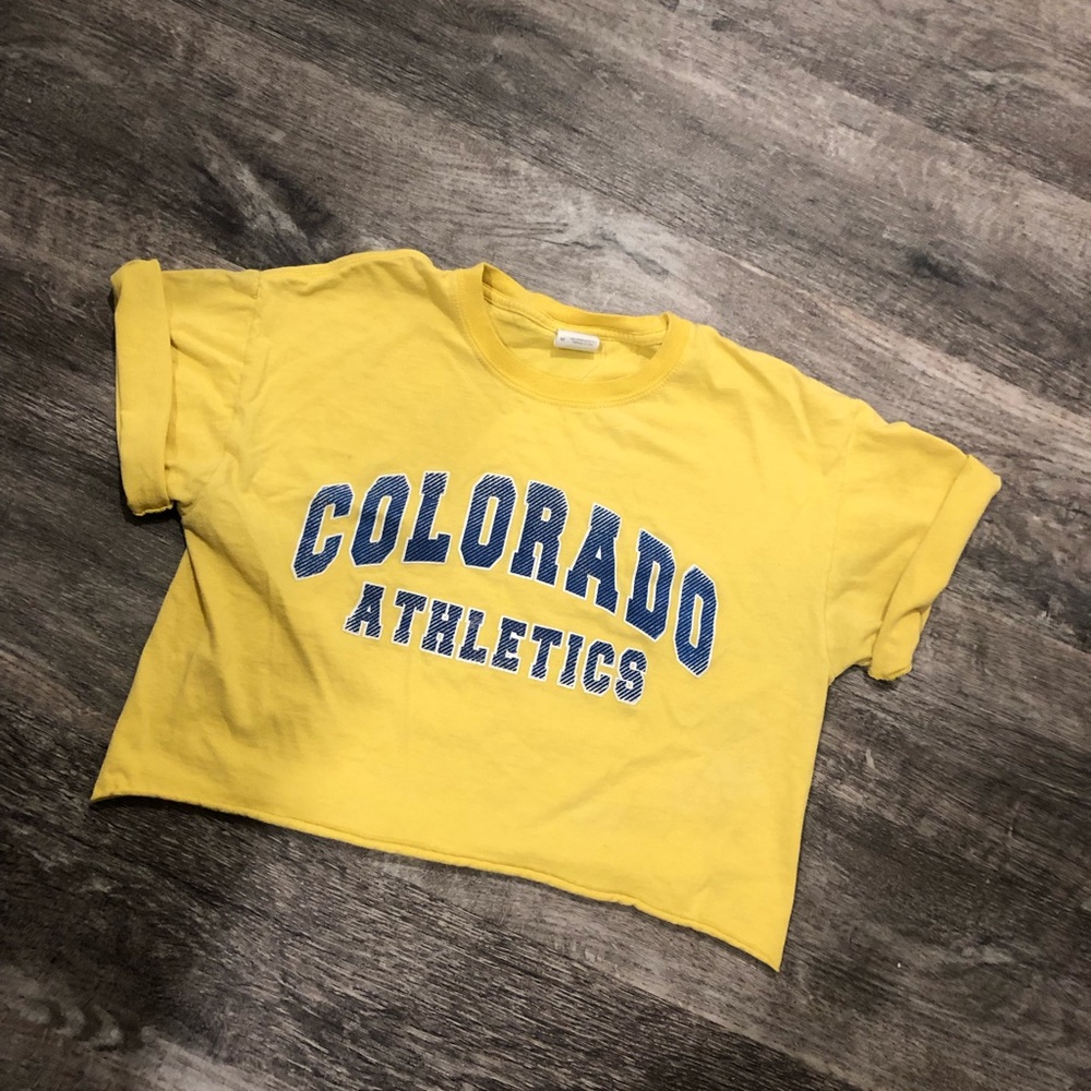 College tee